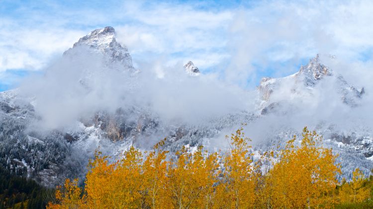 Národní parky Yellowstone a Grand Teton